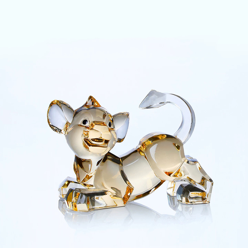 Small Lion Sculpture Ornament, – обзор и цена Art Craft Lion